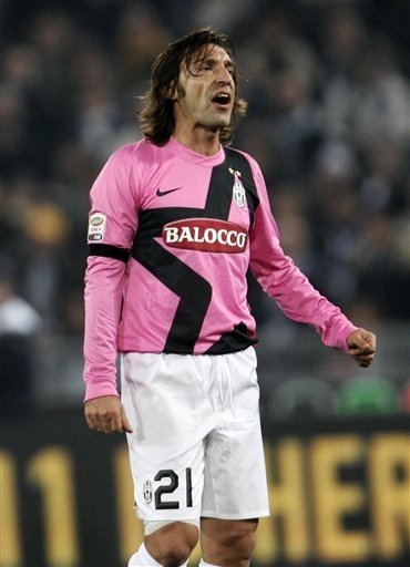 炸翻英超！穆里尼奥弃皇马转投利物浦？3大争议+10亿转会费，红军能逆袭？（英超大地震：穆里尼奥离开皇马改投利物浦？三重争议叠加+10亿豪购，红军能否逆袭？）