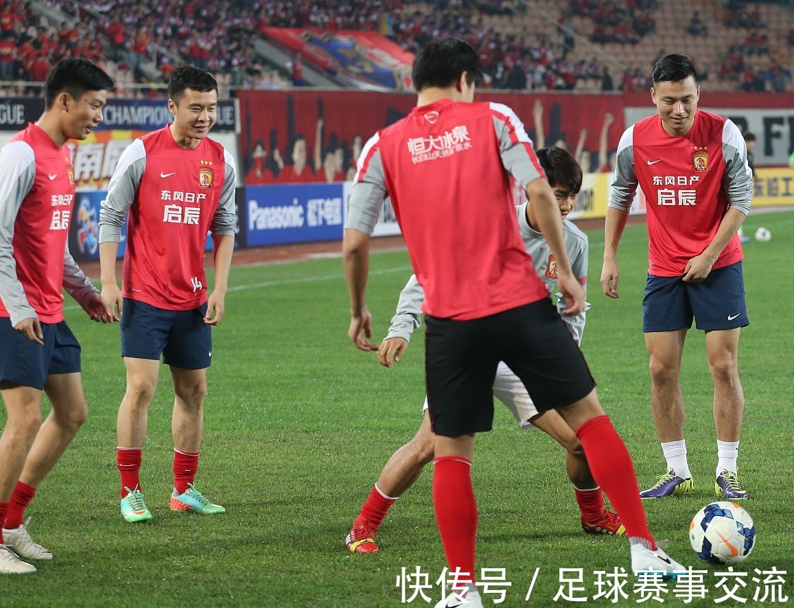 比利亚：西班牙前国脚奎尼是西班牙足球历史上最伟大的射手（比利亚：奎尼堪称西班牙足坛史上最伟大射手）