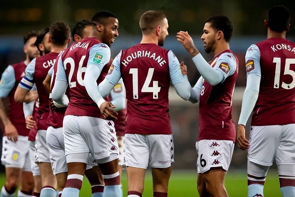 篮球湖人球员赛季数据持续上升（湖人球员赛季数据稳步增长）