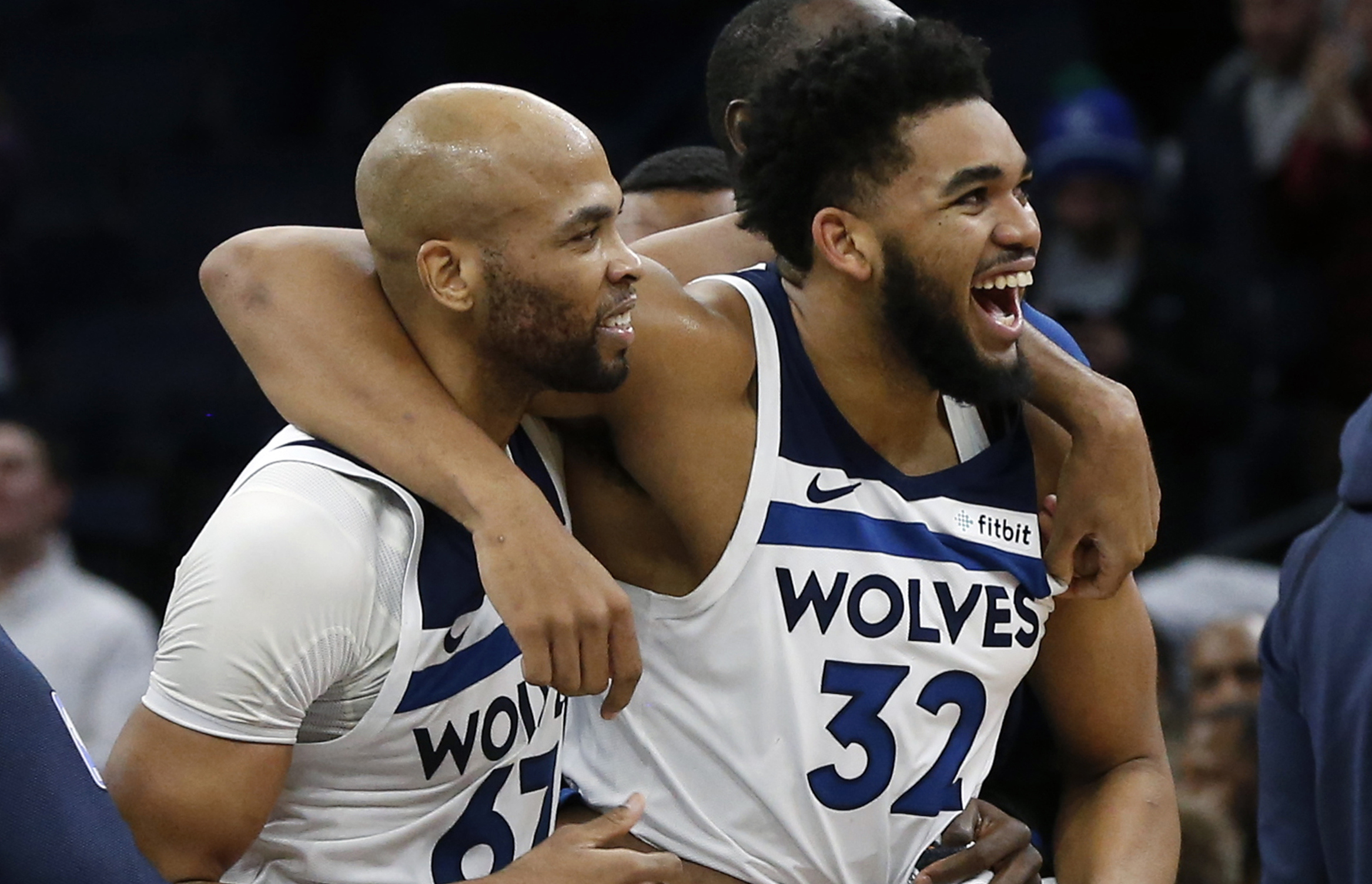 德甲前瞻：RB莱比锡多人伤停，勒沃库森客场战绩平平（德甲前瞻：莱比锡伤兵满营，勒沃库森客场表现中规中矩）