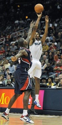 克莱：比赛中喷点垃圾话很有趣，只要不人身攻击就可以（克莱：比赛里说点垃圾话挺有意思，别涉及人身就行）