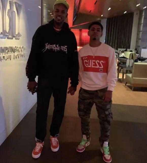 皇社教练：梅里诺像神一样；奥萨苏纳不降级可能没有如今的他（皇社主帅：梅里诺如神；若非奥萨苏纳当年降级，就没有现在的他）