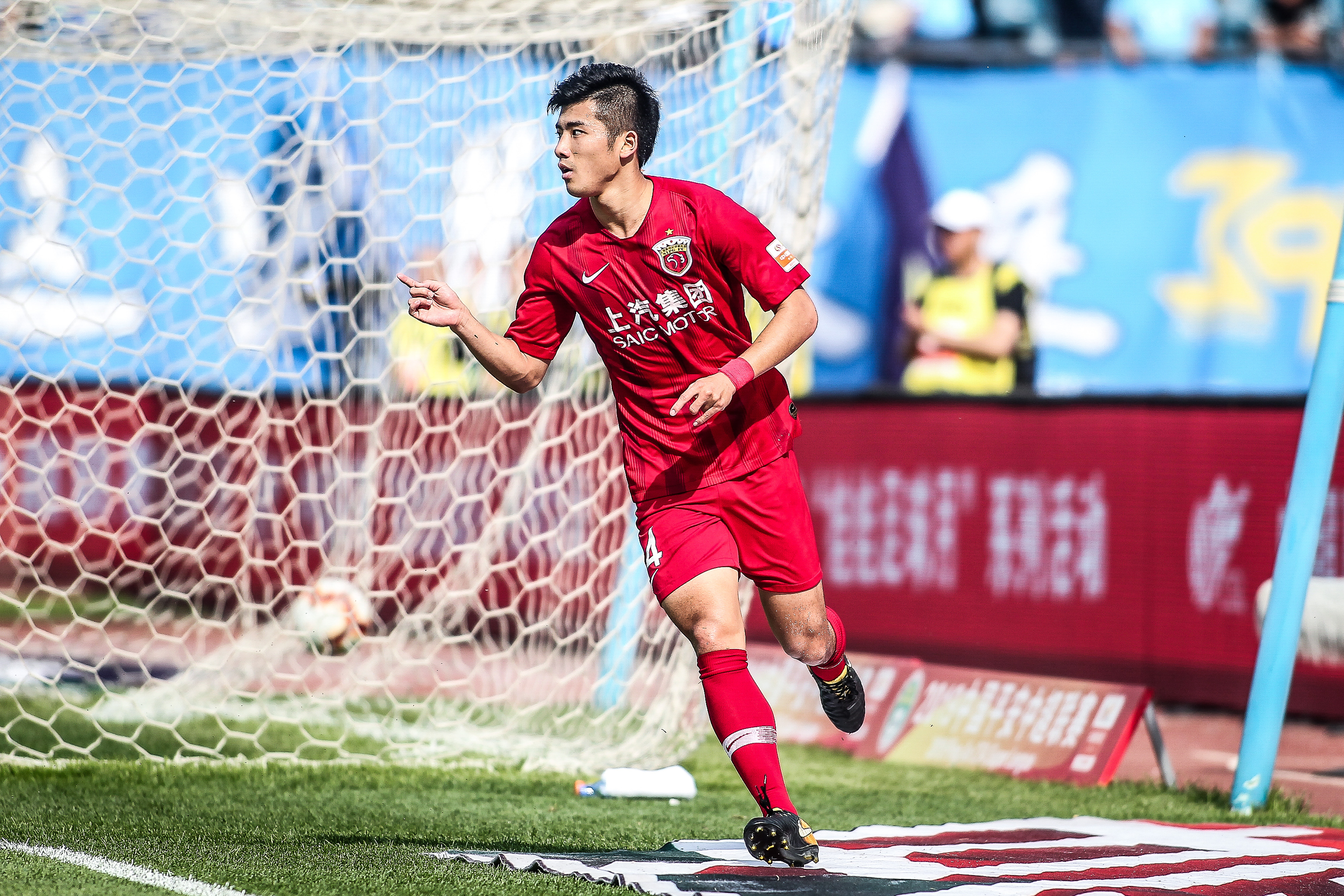 中国U17vs斯里兰卡U17：邝兆镭、赵松源首发，帅惟浩出战（中国U17对战斯里兰卡U17：邝兆镭、赵松源先发，帅惟浩登场）