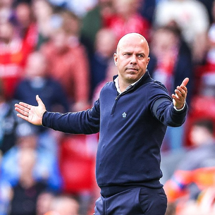 梅西是否参加世界杯？斯卡洛尼：这将由他自己决定（斯卡洛尼：梅西踢不踢世界杯，由他自己说了算）