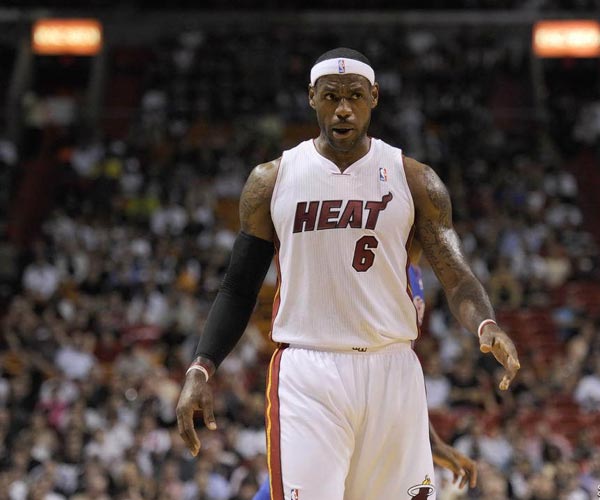 世界杯门票销量已近两百万张，第三阶段门票销售12月11日开始（世界杯门票接近200万张售出，第三阶段将于12月11日开售）