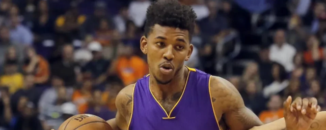 2025上海明日之星冠军杯足球赛圆满落幕，颁奖仪式进行（2025上海明日之星冠军杯足球赛落下帷幕，颁奖典礼隆重举行）